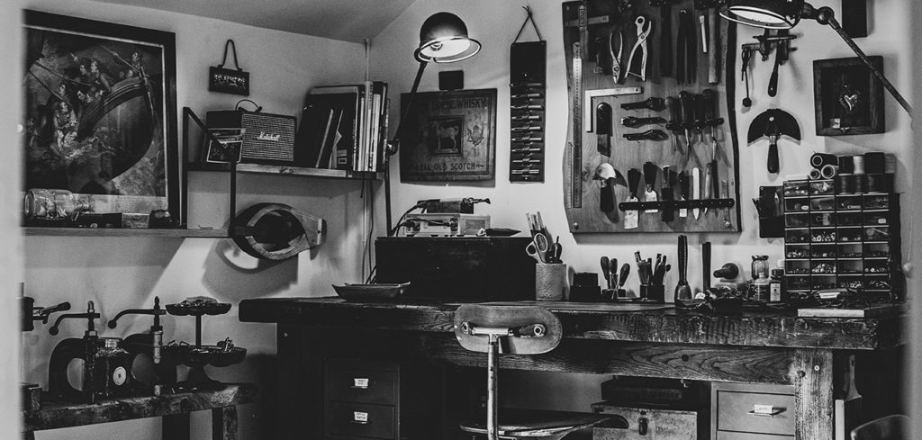 l'atelier de maroquinerie Esthete